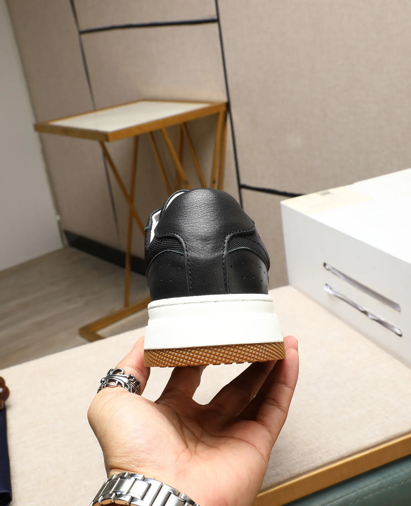 Men's shoes 💰440 🌹🌹[PRADA—Prada] 2025 latest model 🙈original replica! 👟👟👟Available here. The workmanship is top-notch. The upper is made from Italy. 🇮🇹Imported first-layer cowhide. ❗️Breathable genuine leather lining @Suitable for travel. The original version has an enlarged engraved sole, making it suitable for all kinds of travels, showing low-key luxury. Let quality speak for itself. Color: Size: 38-45